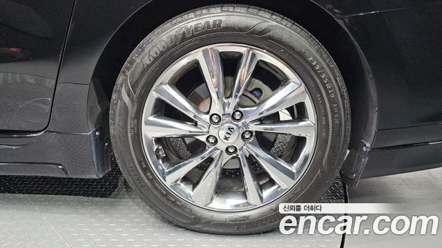 Kia Canival 2019 — photo 7