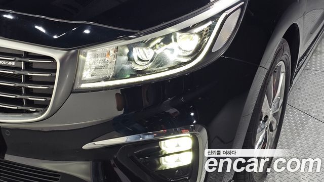 Kia Canival 2019 — photo 8