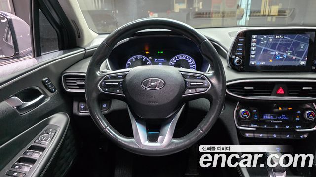 Hyundai Santafe 2020 — photo 14