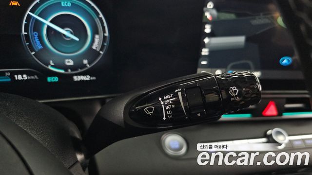 Hyundai AVANTE 2024 — photo 28