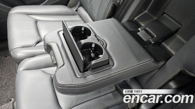Audi Q7 2019 — photo 28