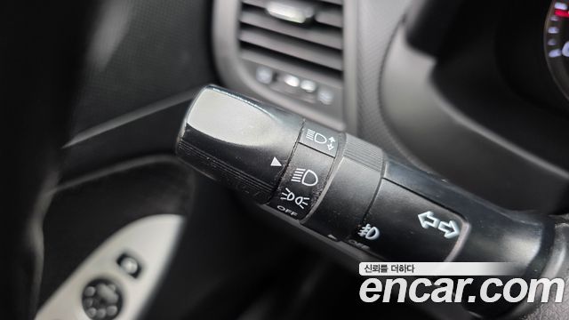 Hyundai Accent 2012 — photo 24