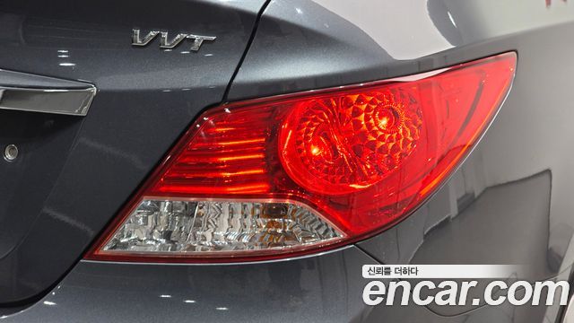 Hyundai Accent 2012 — photo 9