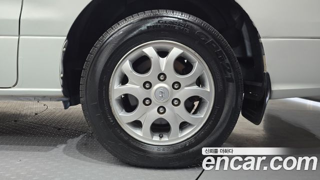 Hyundai Starex 2011 — photo 7