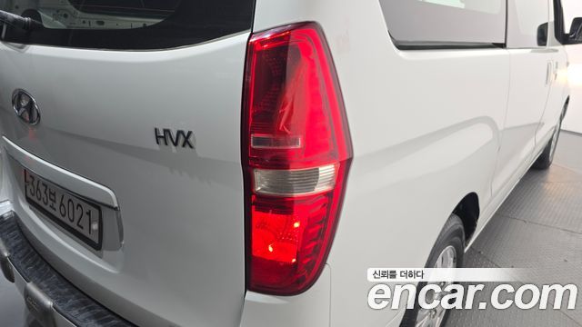 Hyundai Starex 2011 — photo 9