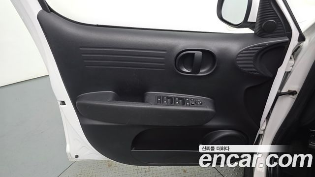 Hyundai Casper 2023 — photo 14