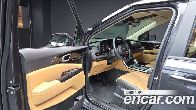 Kia Canival 2022 — photo 13