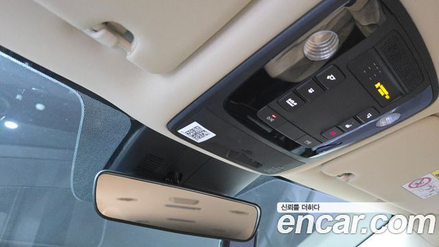 Kia Canival 2022 — photo 25