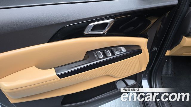 Kia Canival 2022 — photo 15