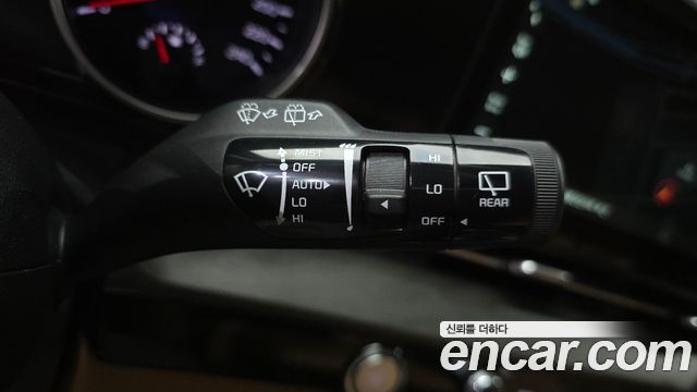 Kia Canival 2022 — photo 31