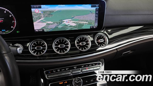 Mercedes-Benz CLS-Class 2019 — photo 19