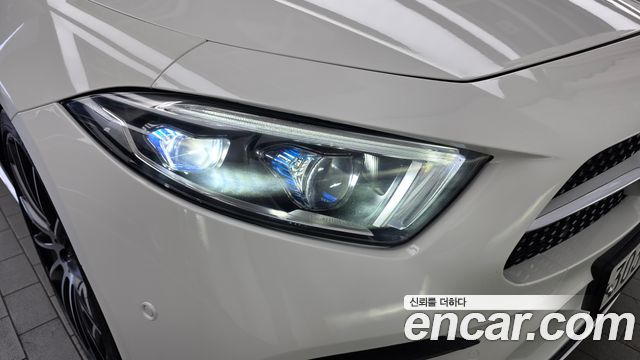 Mercedes-Benz CLS-Class 2019 — photo 8
