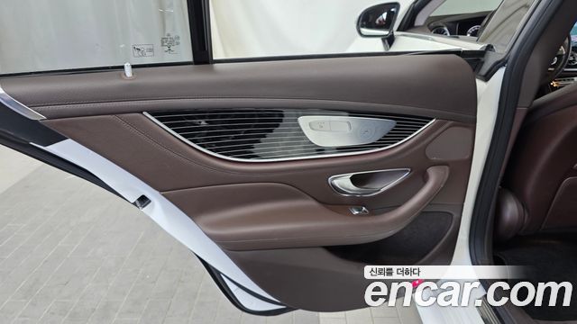 Mercedes-Benz CLS-Class 2019 — photo 15