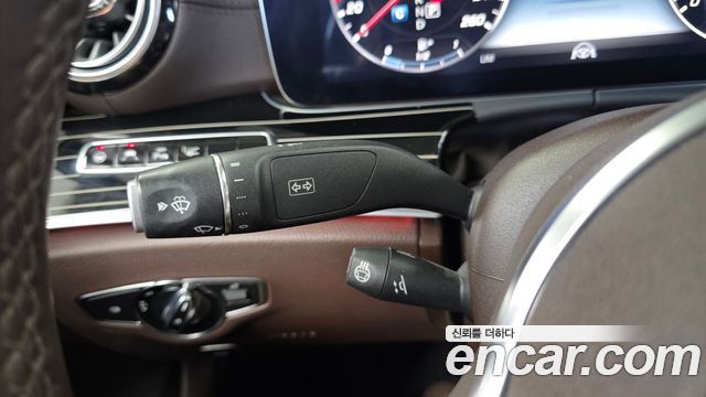 Mercedes-Benz CLS-Class 2019 — photo 28