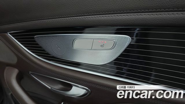 Mercedes-Benz CLS-Class 2019 — photo 29