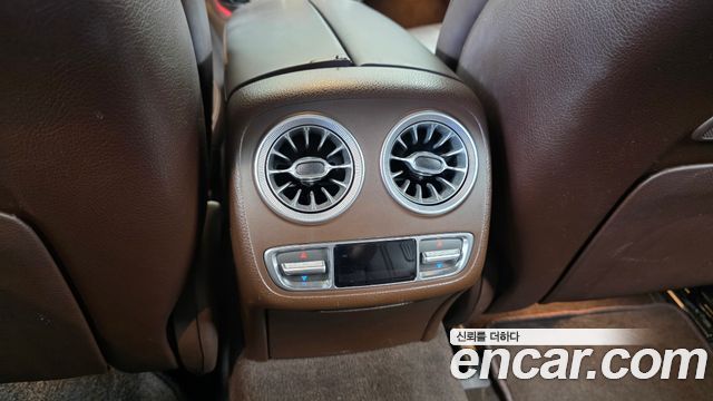 Mercedes-Benz CLS-Class 2019 — photo 32