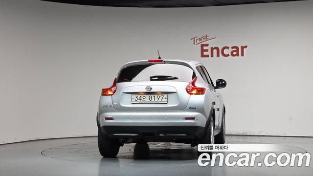 Nissan Juke 2014 — photo 4