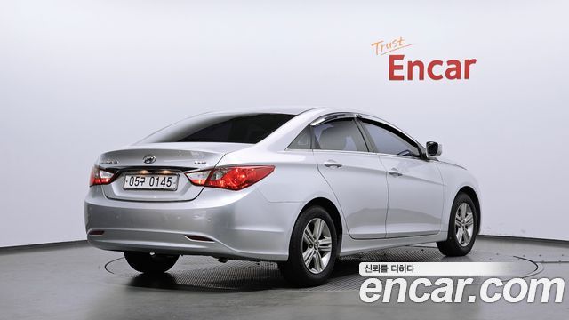 Hyundai Sonata 2014 — photo 2