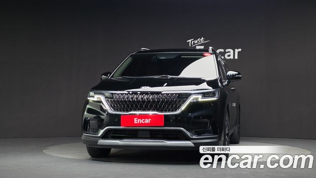 Kia Canival 2021 — photo 3