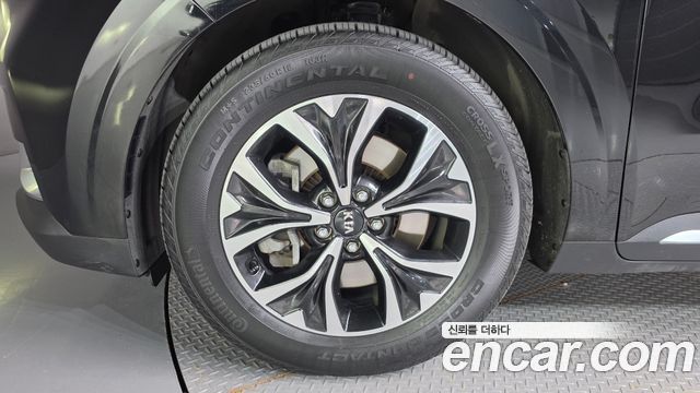 Kia Canival 2021 — photo 5