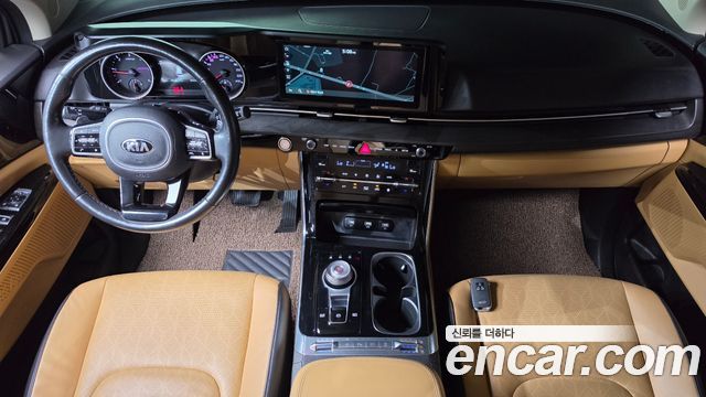 Kia Canival 2021 — photo 10