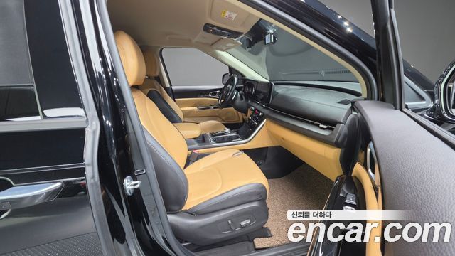 Kia Canival 2021 — photo 13