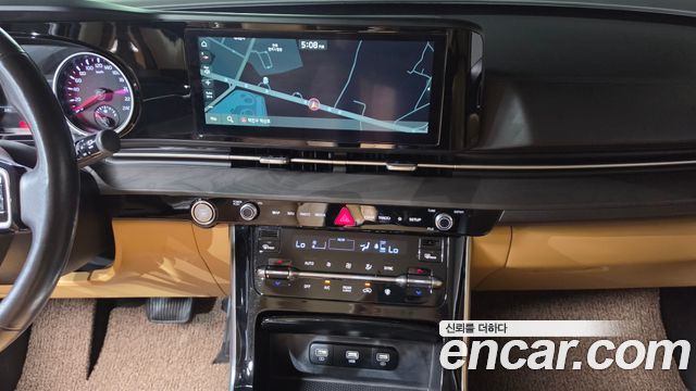 Kia Canival 2021 — photo 22