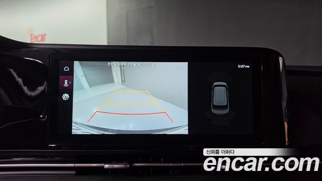 Kia Canival 2021 — photo 23