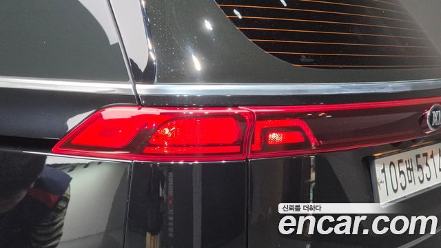 Kia Canival 2021 — photo 9