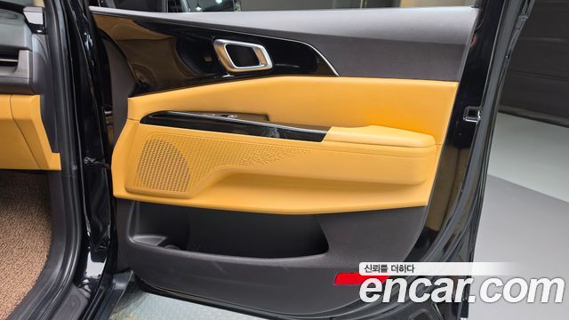 Kia Canival 2021 — photo 15