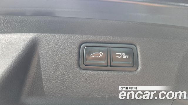 Kia Canival 2021 — photo 31