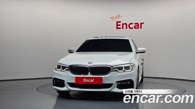 BMW 5-Series 2018 — photo 3