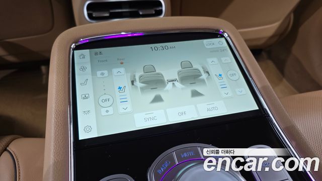 Genesis G90 2022 — photo 24