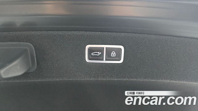Genesis G90 2022 — photo 26
