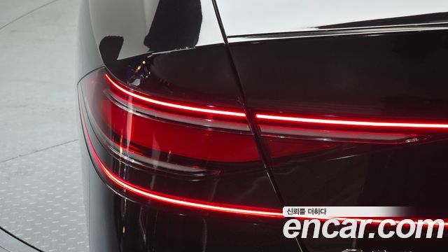Genesis G90 2022 — photo 9