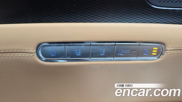 Genesis G90 2022 — photo 29