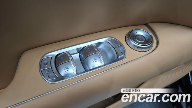 Genesis G90 2022 — photo 33