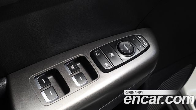 Kia Sportage 2016 — photo 28