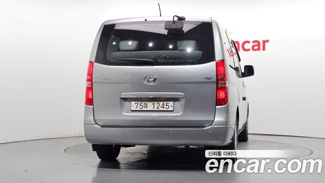 Hyundai Starex 2016 — photo 4