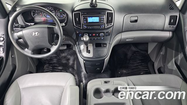 Hyundai Starex 2016 — photo 7