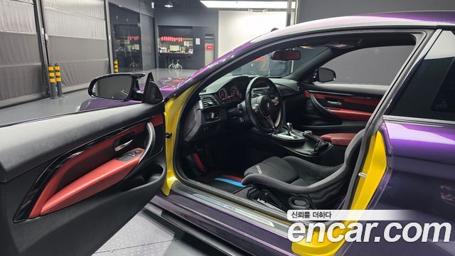 BMW M4 2018 — photo 10