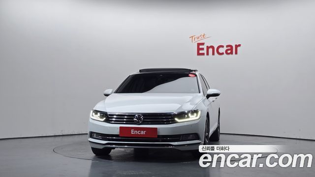 Volkswagen Passat 2018 — photo 3