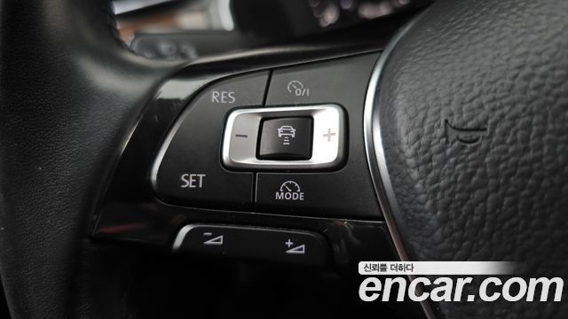 Volkswagen Passat 2018 — photo 23