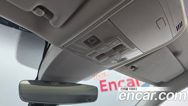 Volkswagen Passat 2018 — photo 31
