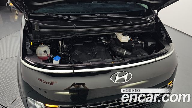 Hyundai Staria 2024 — photo 6