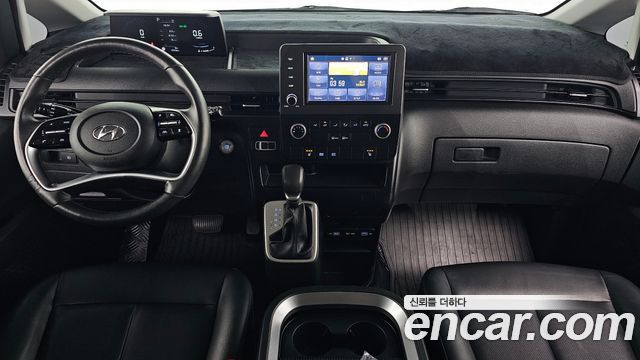 Hyundai Staria 2024 — photo 10