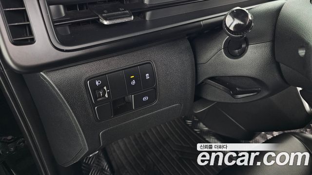 Hyundai Staria 2024 — photo 24