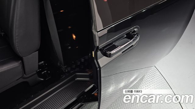 Hyundai Staria 2024 — photo 33