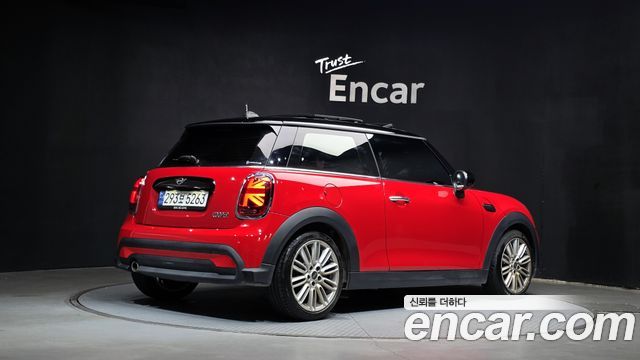 Mini Cooper 2022 — photo 2