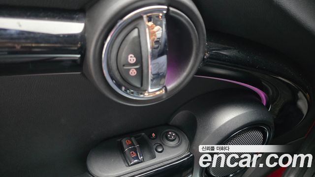 Mini Cooper 2022 — photo 26